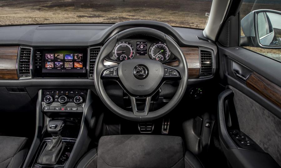 Торпедо Skoda Kodiaq Scout 2017 года  (UK) (фото 17 из 36)